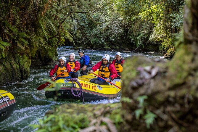 Rafting Rotorua Kaituna White Water Rafting | Kaitiaki Adventures - Tutea Falls (7 m): The Moment That Becomes Your Group Story