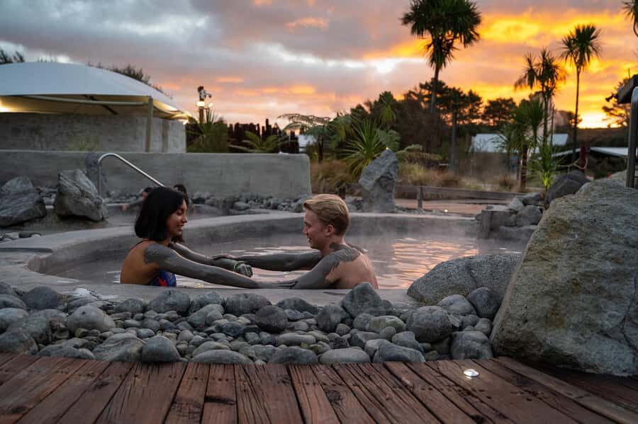 Rotorua: Hells Gate Outdoor Mud Bath & Spa Experience - What to bring (and what to avoid) so you don’t hate your laundry later
