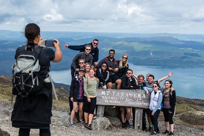 Rotorua Hiking: Mt Tarawera Guided Volcanic Crater Experience - Stop 4: Mt Tarawera Crater Edge Hike, Steep Bits, and the Optional Scree Run