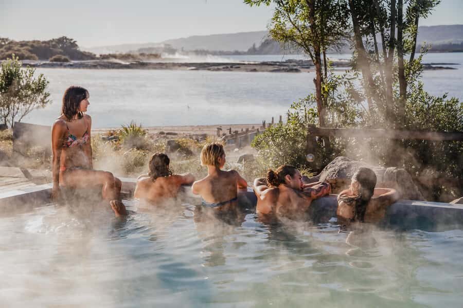Rotorua: Polynesian Spa Pavilion Hot Pool Bathing (12+ yrs) - The lake-view pool: where the minutes feel slower