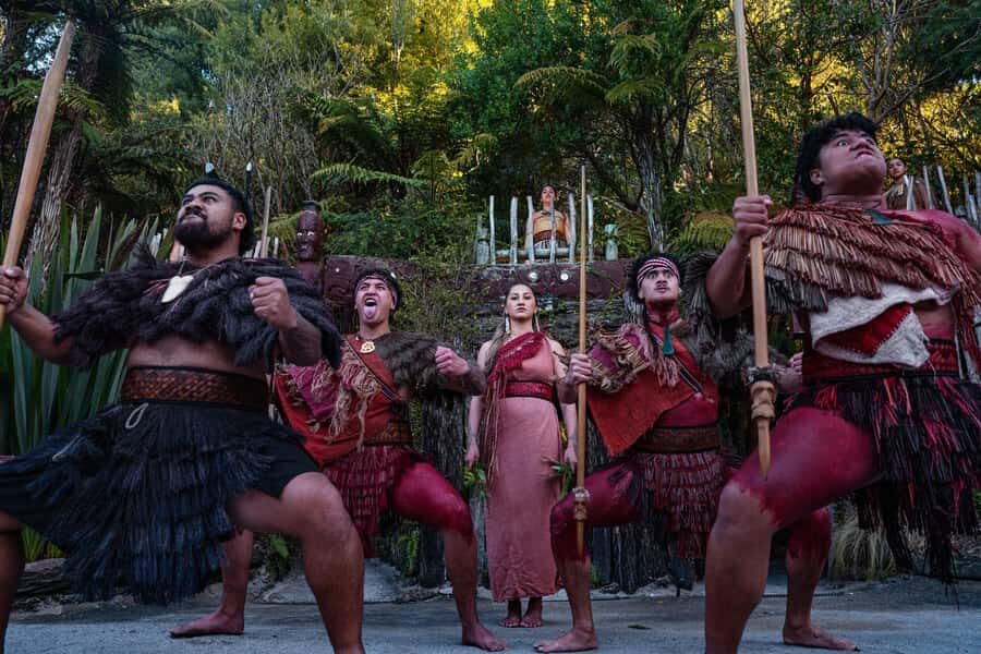 Rotorua: Te Pa Tu Māori Cultural Experience with Dinner - Price and value: is $167 per person worth it?