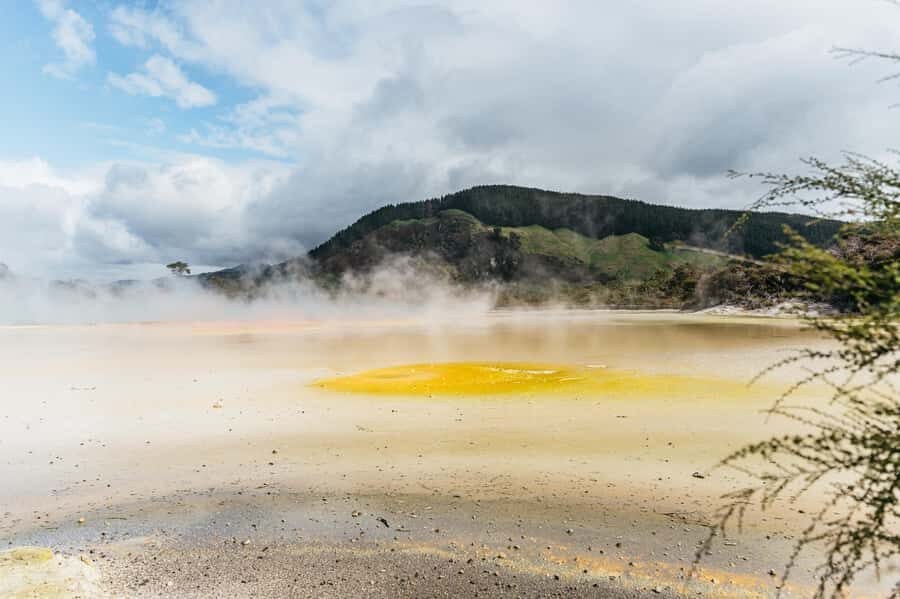 Rotorua: Wai-O-Tapu Geothermal Park Entry Ticket - The star features: Champagne Pool, Artist’s Palette, Devil’s Bath