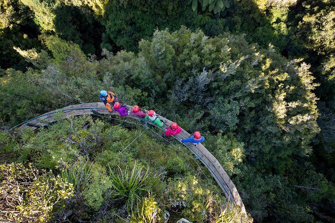 Rotorua’s Ultimate Zipline: 6 ziplines, 400 m Tandem, Cliff Walk - Guides and safety: what makes people feel genuinely relaxed