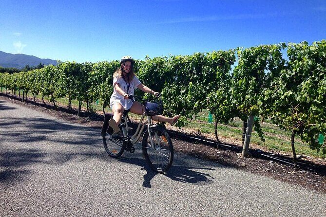 Self-Guided Wine Tours by Bike with Lorelle & Greg - Who this tour suits best
