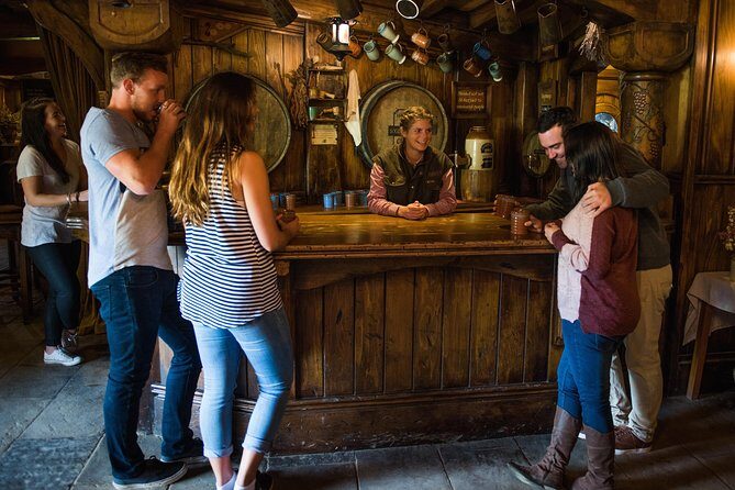 Small-Group Hobbiton Tour from Auckland with Party Marquee Lunch - Party Marquee Lunch: The Best Part to Hold On To