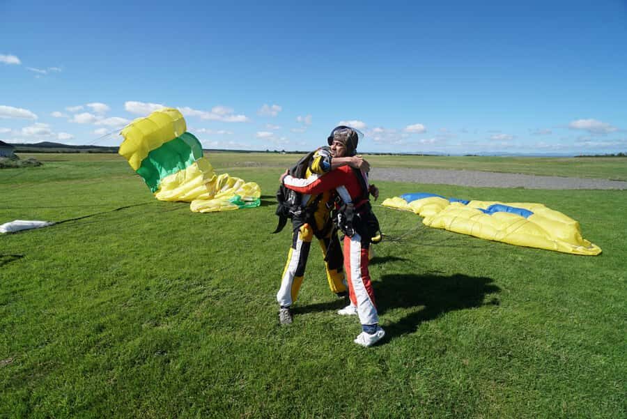 Tandem Skydive Experience in Taupo - Price and value: $196 for the full first-timer experience