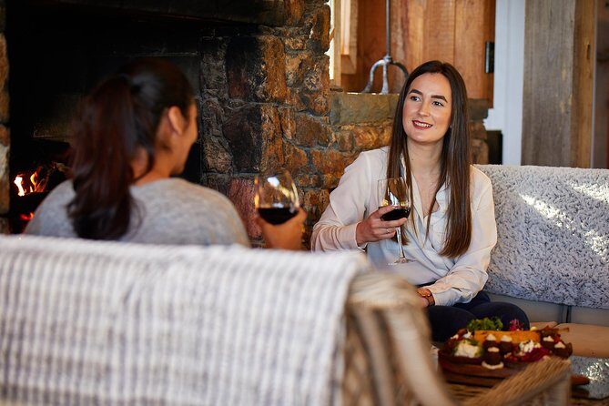 Taste of Waiheke Food and Wine Tour - Stop 2: Batch Winery Lunch and Two-Course Wine Pairing