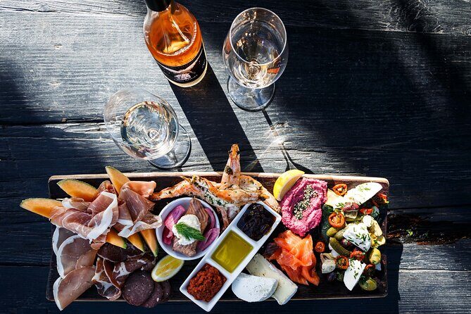 Taste of Waiheke Food and Wine Tour - The Bus Ride Part: Island Commentary, Tunes, and When Audio Matters