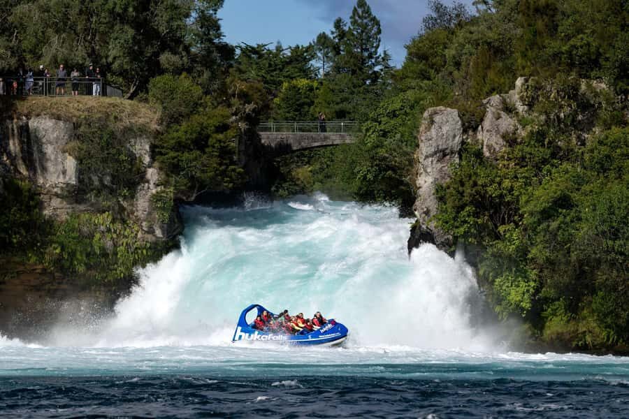 Taupō: Huka Falls 30-Minute Jet Boat Experience - How the 30-Minute Ride Plays Out on the Waikato