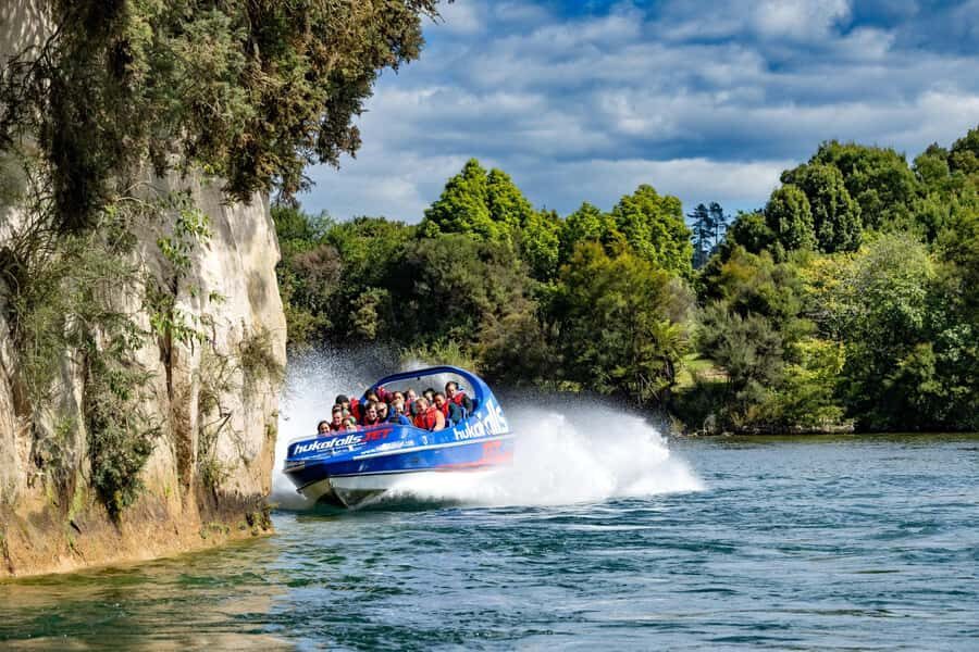 Taupō: Huka Falls 30-Minute Jet Boat Experience - Speed, 360 Spins, and the Truth About Getting Wet