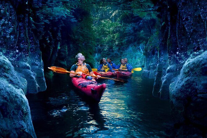 Tauranga: Evening Glowworm Kayak Tour - Te Reka O Te Whenua tasting: the part that makes the whole evening feel local