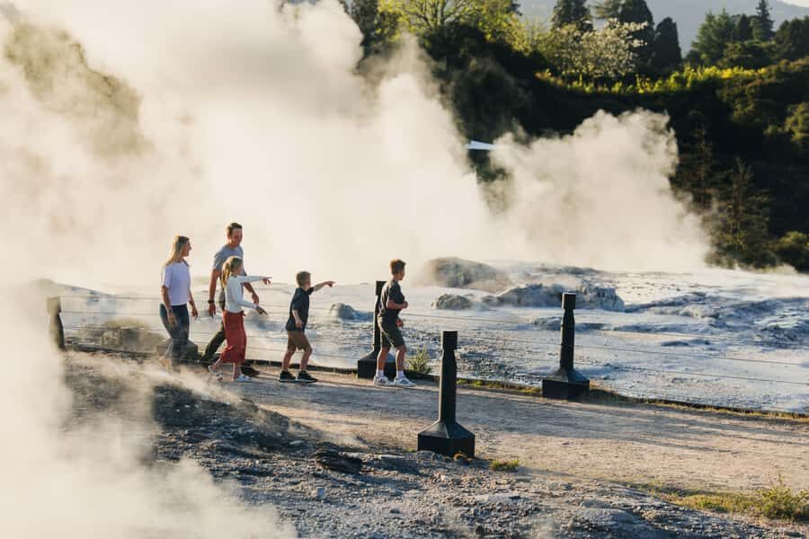 Te Puia: Te Rā Guided Day Tour - Te Rā at Te Puia: key highlights that matter