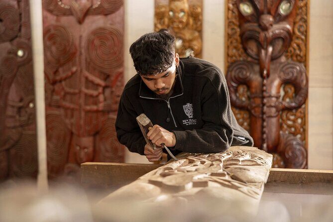 Te Puia: Te Rā Guided Experience - Te Whakarewarewa Thermal Valley: mud pools, vents, and steam