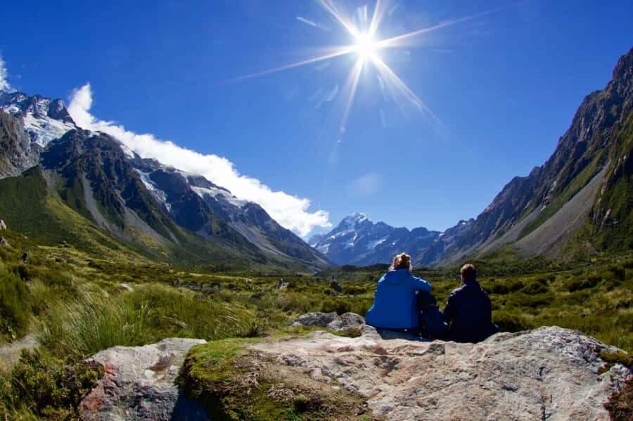 Tekapo Shuttle: Mt Cook Day Tour via Pukaki & Tasman Lake - Meeting in Tekapo and the Peter’s Lookout warm-up