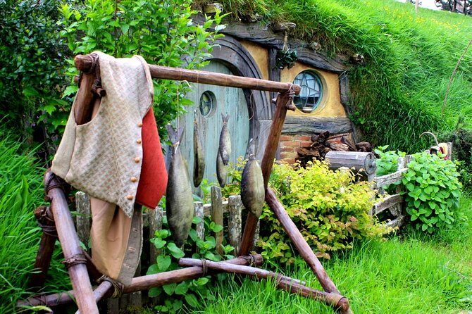 The Hobbiton Movie Set Small-Group Guided Tour from Auckland - Tickets, entry, and what the $204.79 price really buys