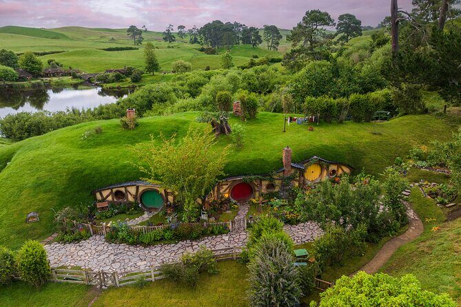 The Hobbiton Movie Set Small-Group Guided Tour from Auckland - Who should book this tour from Auckland