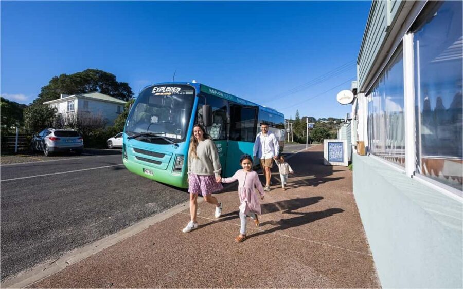 Waiheke Island: Ferry & Hop-On Hop-Off Explorer Bus Tickets - Beaches and village time: Oneroa and Onetangi for a reset