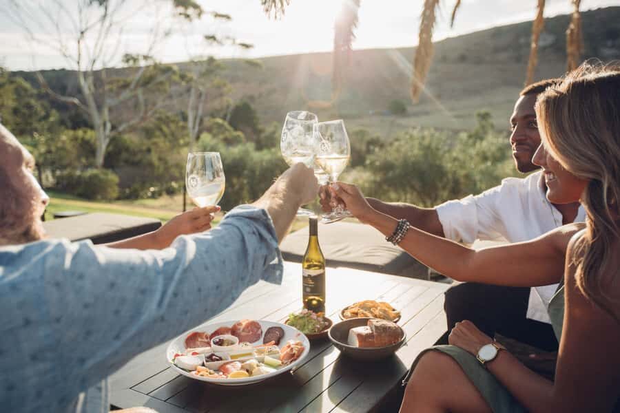 Waiheke Island: Wine Tour & Lunch at Award Winning Venue - Three cellar doors in the Onetangi Valley area: what tasting really feels like