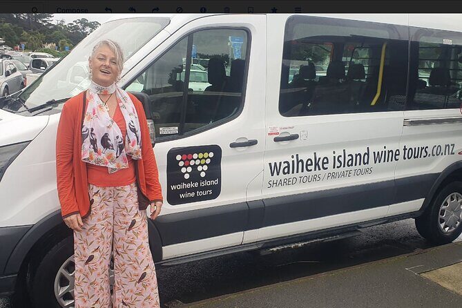 Waiheke island Wine Tours - PREMIUM wine tasting MAX 11 clients ! - Waiheke in one day: what this tour really gives you