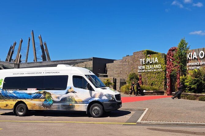 Waitomo Caves & Rotorua - Te Puia Small-Group Tour from Auckland - Food, water, and staying comfortable on a 13-hour loop
