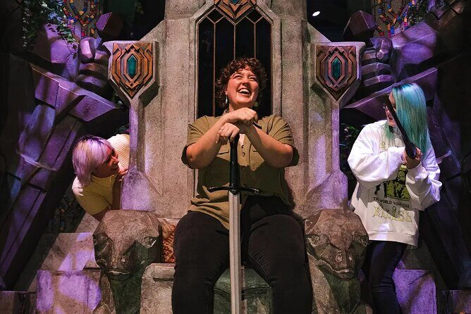 Wētā Workshop Unleashed Tour - Auckland - LOTR fans and expectation checks